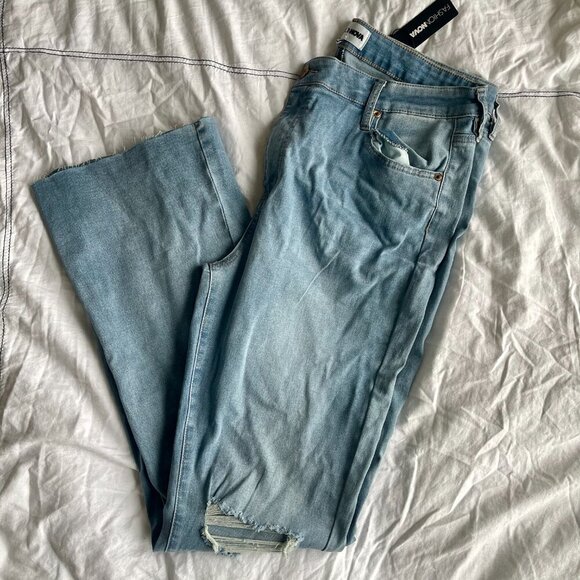 NWT Light Wash Bootcut Ripped Jeans Curvy Stretch - Picture 4 of 5